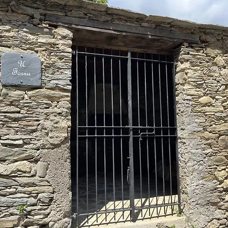 Casa de Férias Tour Avec Rooftop, Vue Mer, Sejour Insolite Entre Ciel Et Pierre *