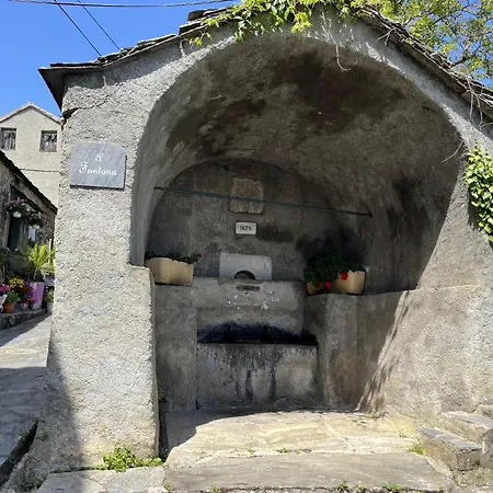 Tour Avec Rooftop, Vue Mer, Sejour Insolite Entre Ciel Et Semesterbostad