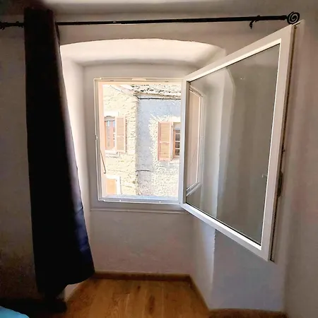 Casa de Férias Tour Avec Rooftop, Vue Mer, Sejour Insolite Entre Ciel Et Pierre