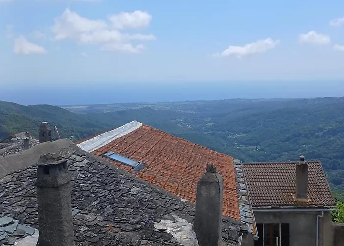 Tour Avec Rooftop, Vue Mer, Sejour Insolite Entre Ciel Et Porri