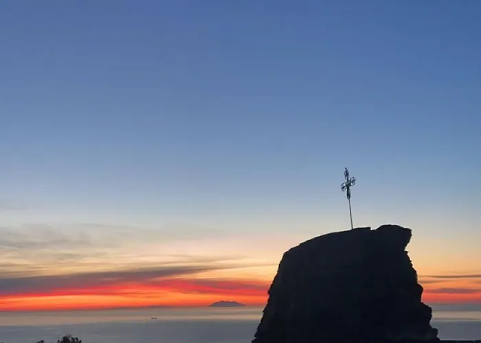 Tour Avec Rooftop, Vue Mer, Sejour Insolite Entre Ciel Et בית נופש *